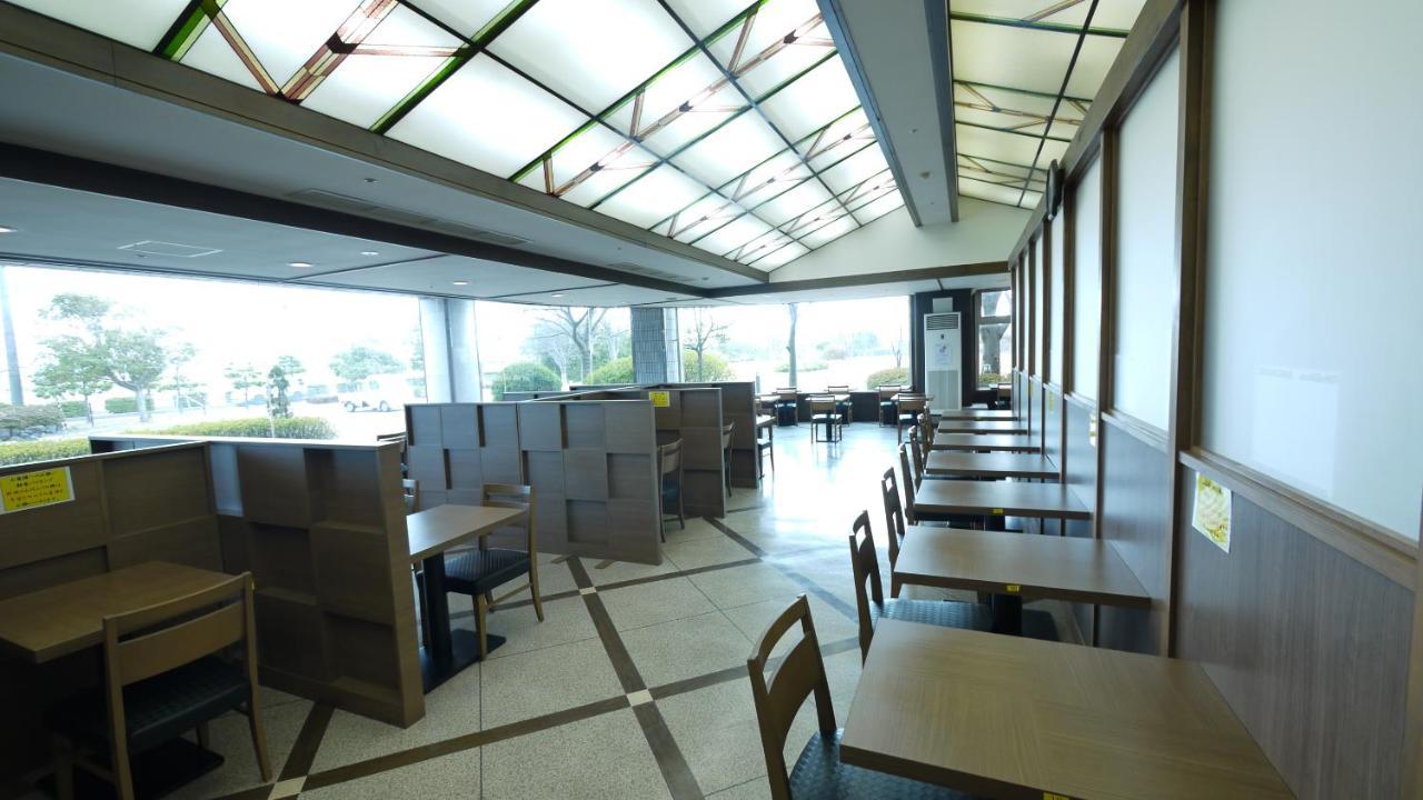 Route Inn Grantia Komatsu Airport Exterior foto